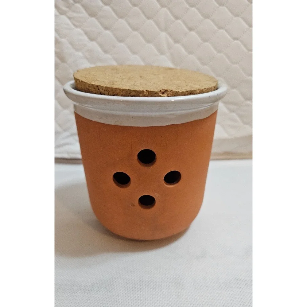 Terracotta Garlic‎ Keeper Storage Container with Cork Lid Kitchen Decor